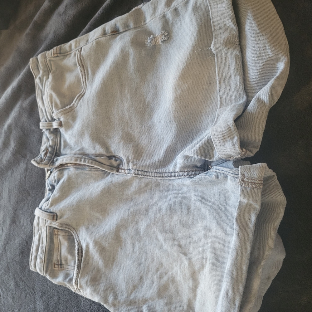 I&M Light Blue Denim Jean Shorts - Picture 2 of 8